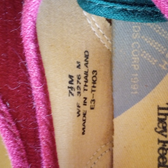 Keds, Size 7.5, Patchwork colors: blue, green, burgundy, white - Picture 5 of 6